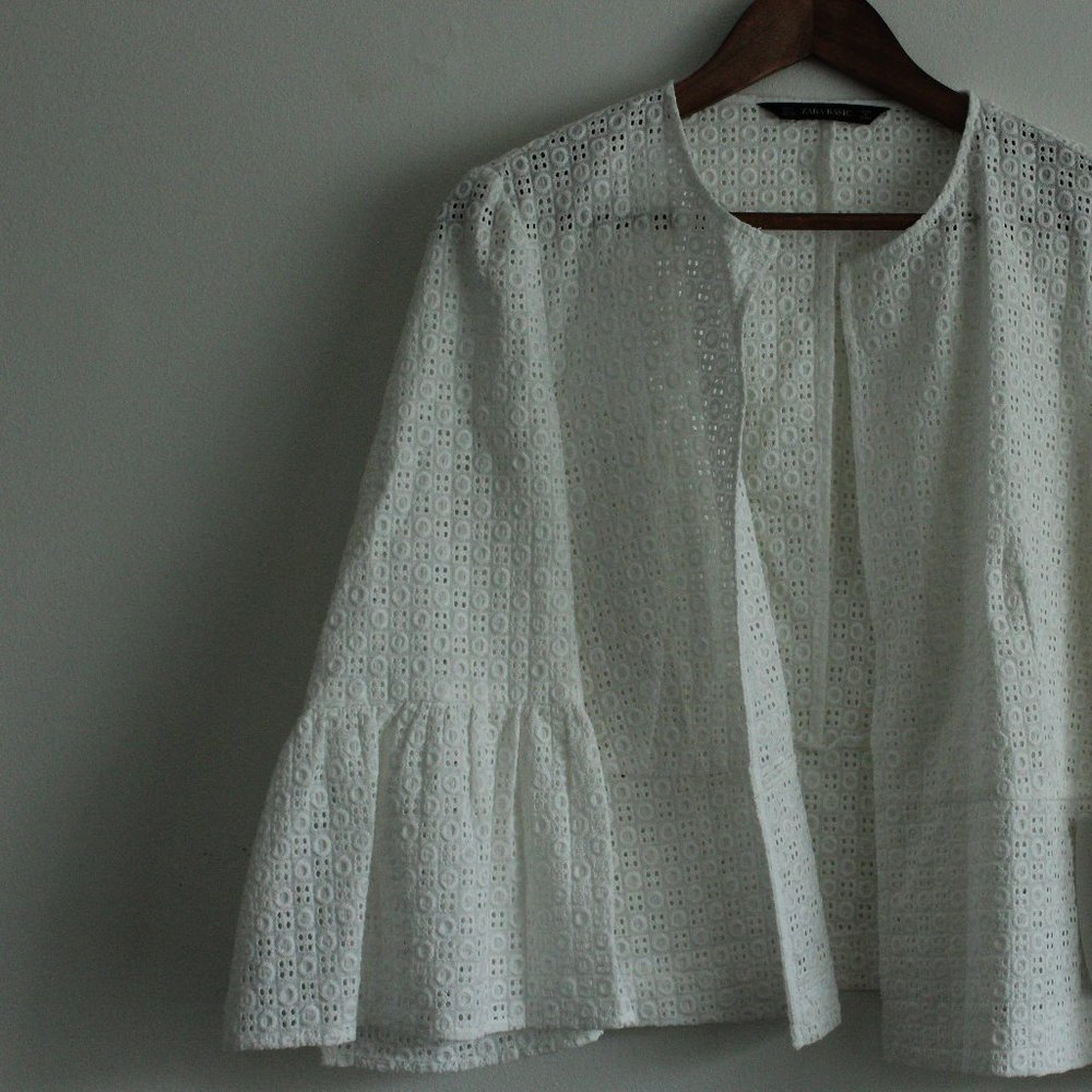 Zara Lace Flounce Sleeve Jacket